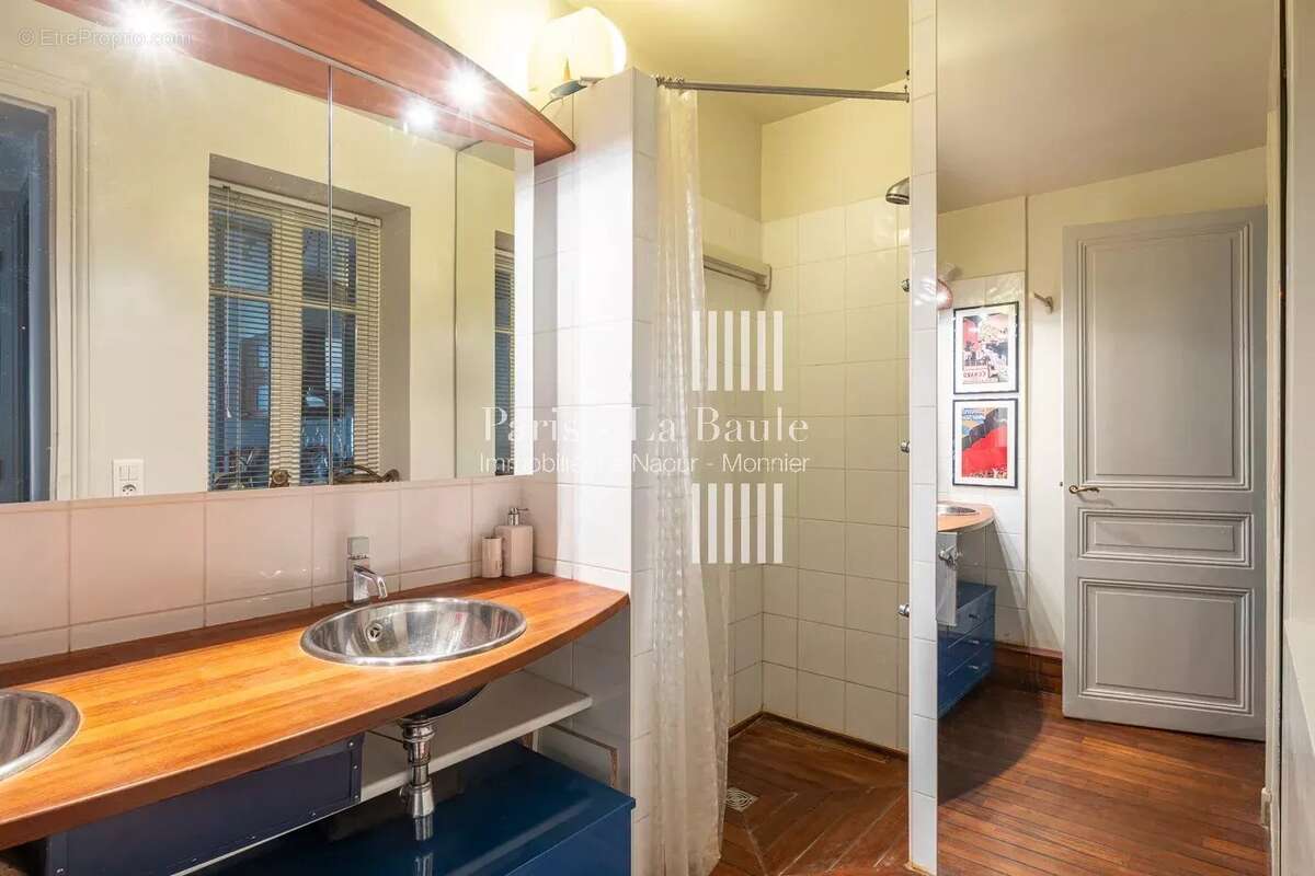 Appartement à PARIS-5E