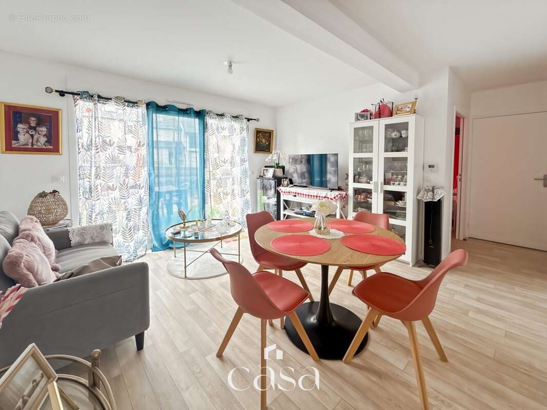 Appartement 54 m² à Eterville  - photo 2