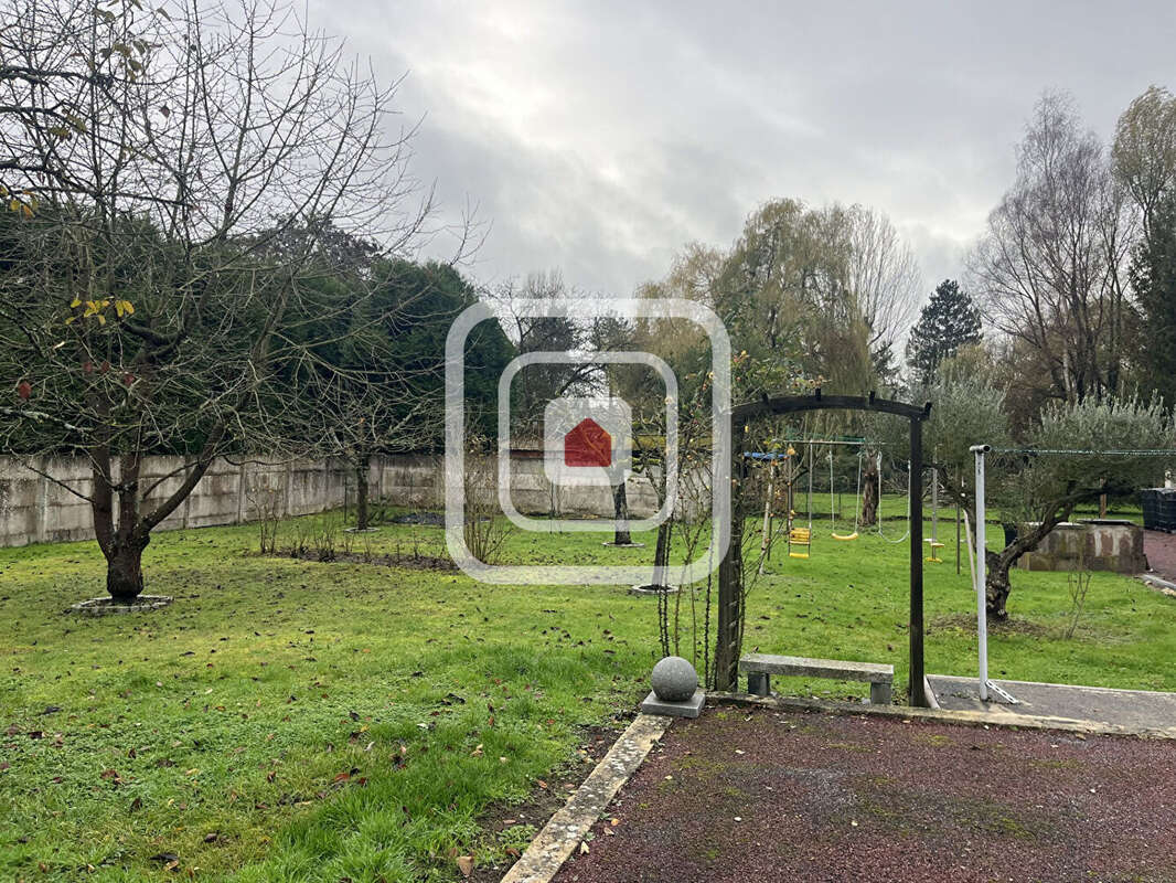 Maison à VAILLY-SUR-AISNE