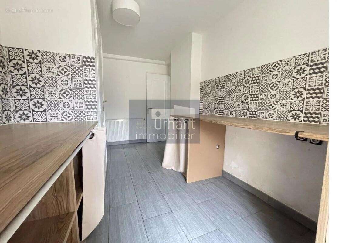 Maison à SAINT-NOLFF