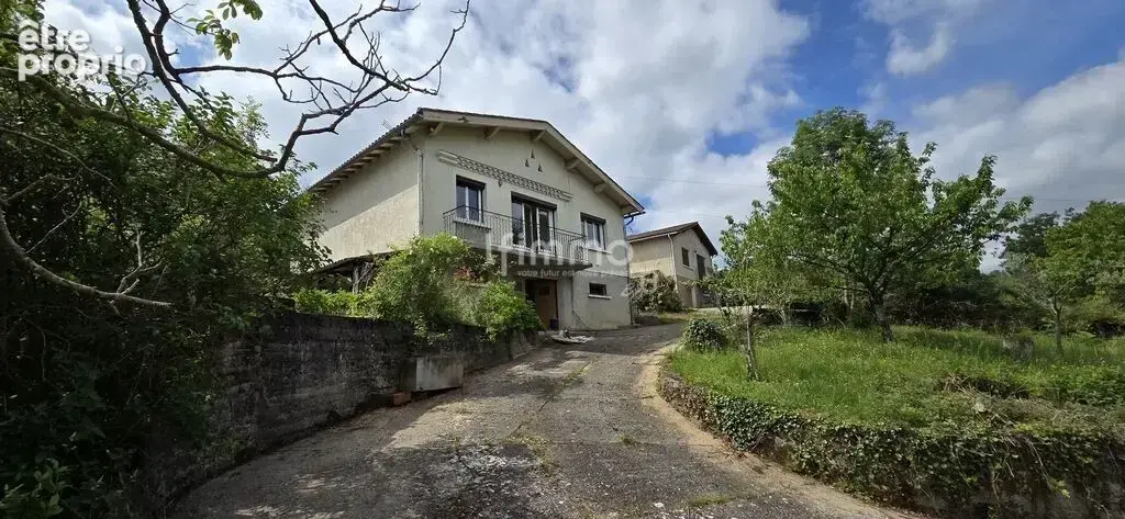 Maison à CAMPAGNE-SUR-AUDE