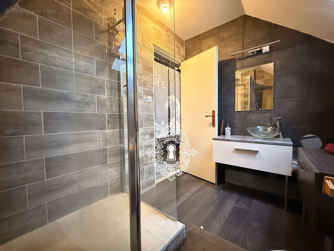 Maison à DONNEMARIE-DONTILLY