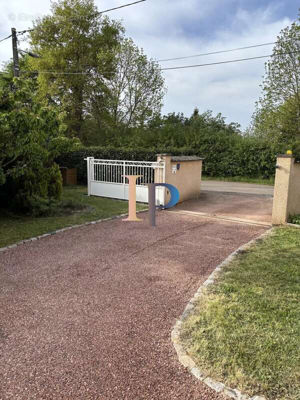 Pouilly sous charlieu - photo 23