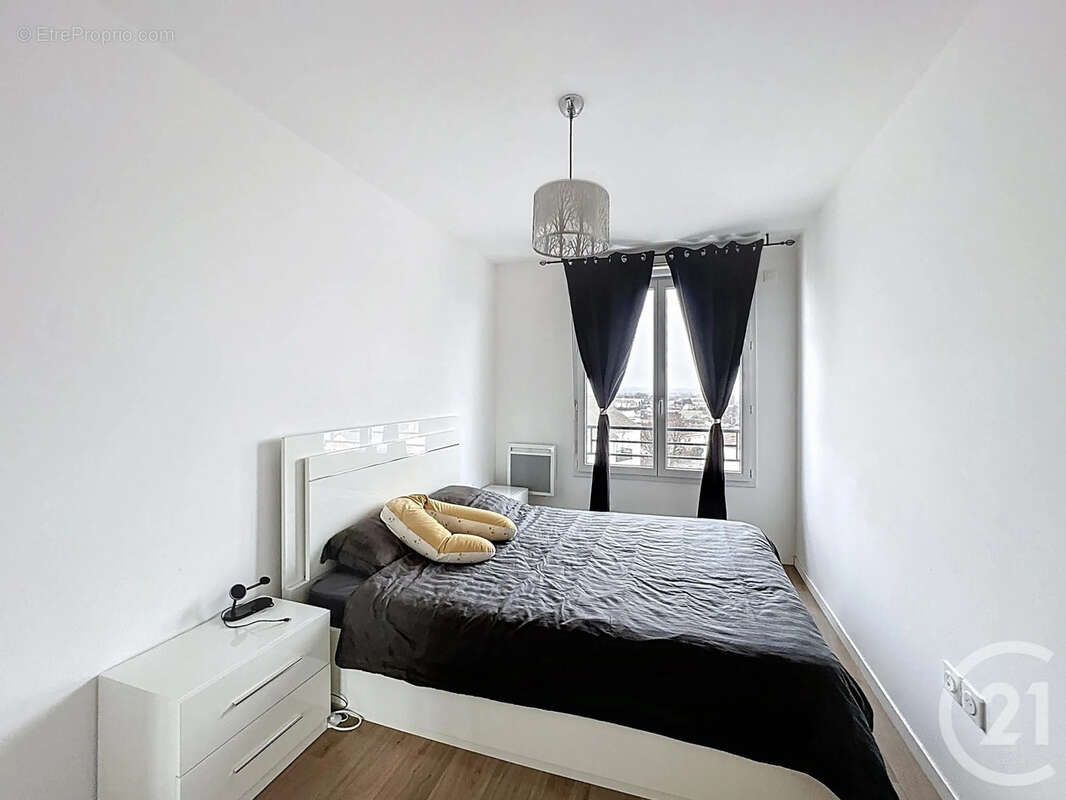 Appartement à DAMMARIE-LES-LYS