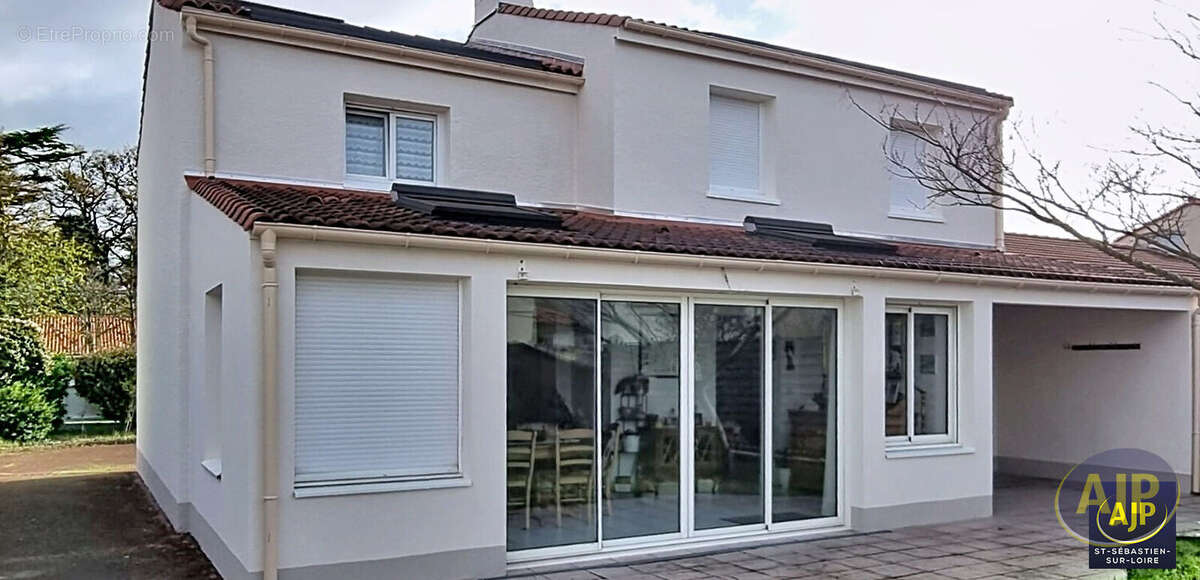 Maison à SAINT-SEBASTIEN-SUR-LOIRE