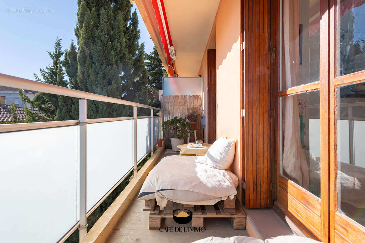 Appartement à MARSEILLE-12E