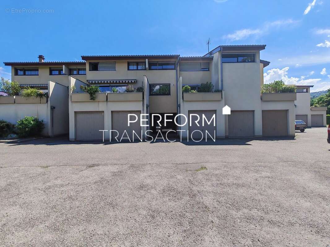 Appartement à EYBENS