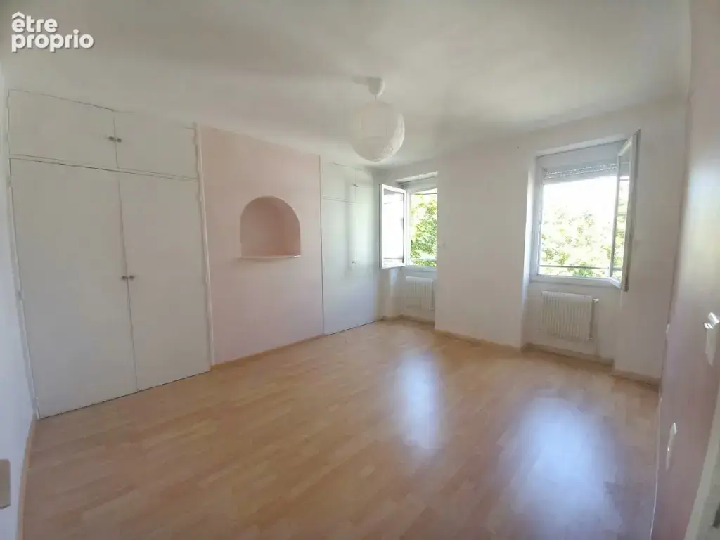 Millau   un bel appartement aux volumes généreux, lumineux et au calme - photo 8