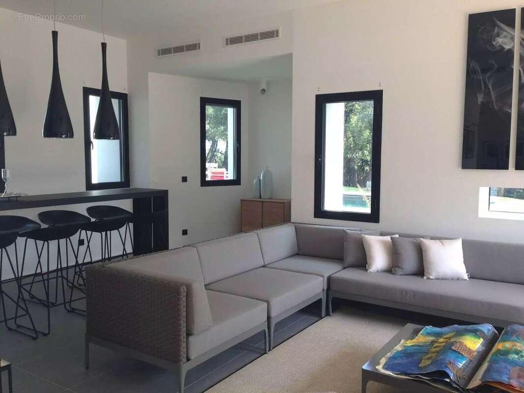 Maison à ANTIBES