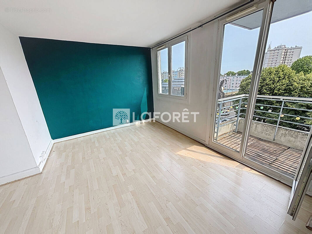 Appartement à VILLEJUIF
