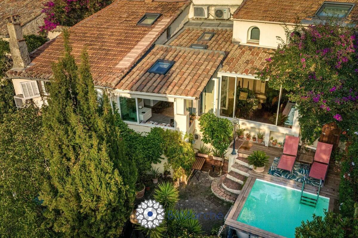 Maison à CAGNES-SUR-MER