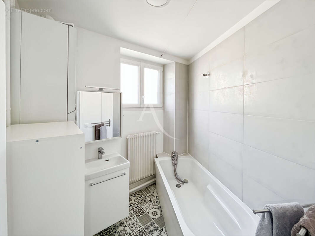 Appartement à AUVERS-SUR-OISE