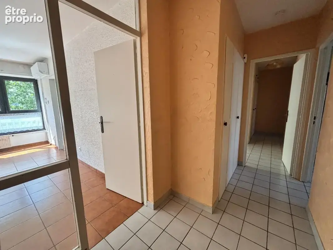 Appartement 64 m² à Grenoble  - photo 6
