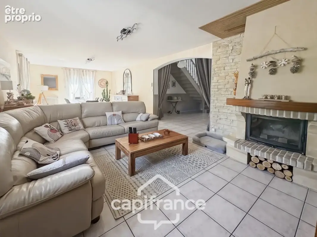 Maison familiale de 131 m2 sur la commune de LAIVES - photo 7