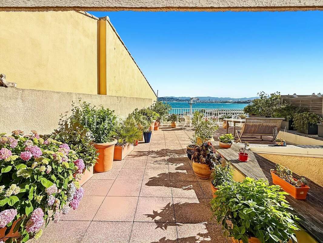 Appartement à MARSEILLE-8E