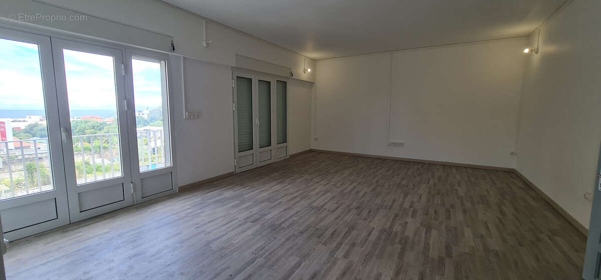 Appartement à SAINT-PIERRE