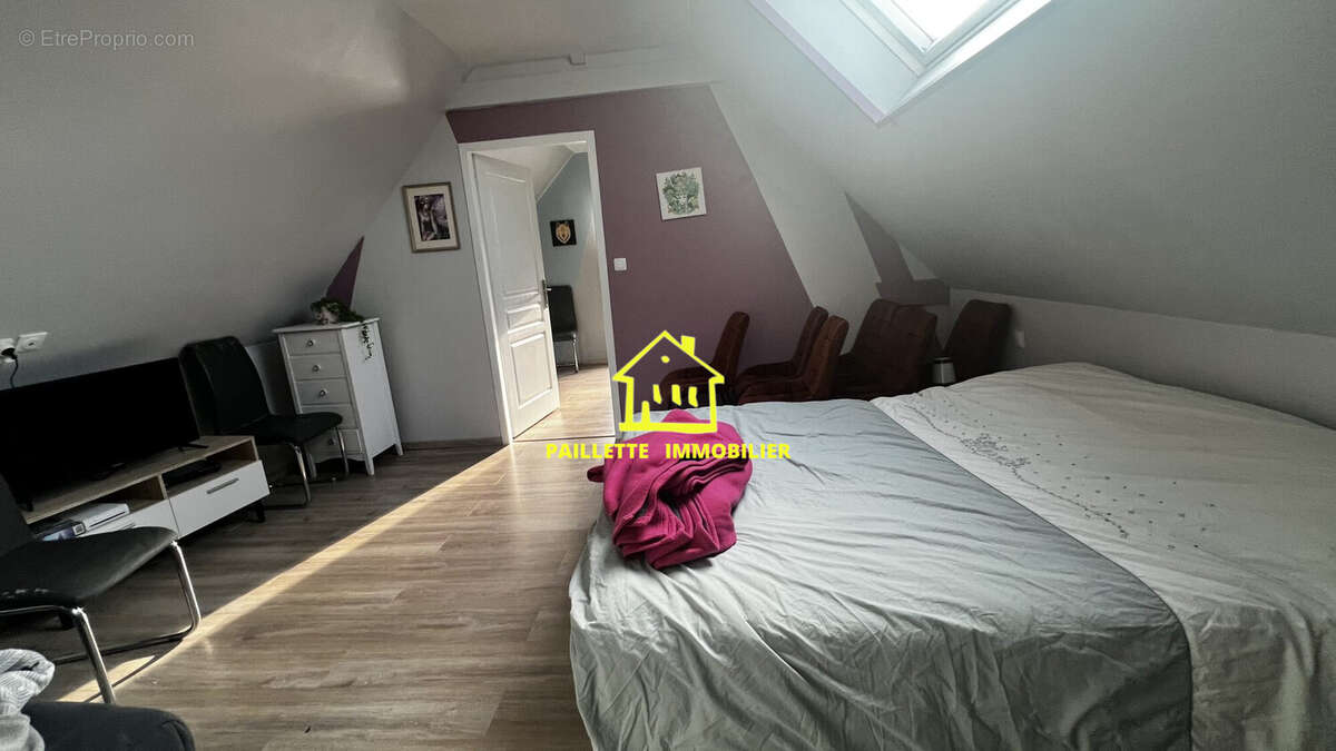 Maison à GONNEVILLE-LA-MALLET