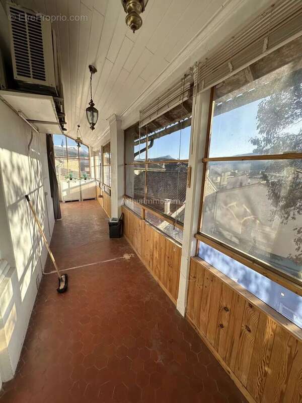 Appartement à SAINT-ANDRE-LES-ALPES