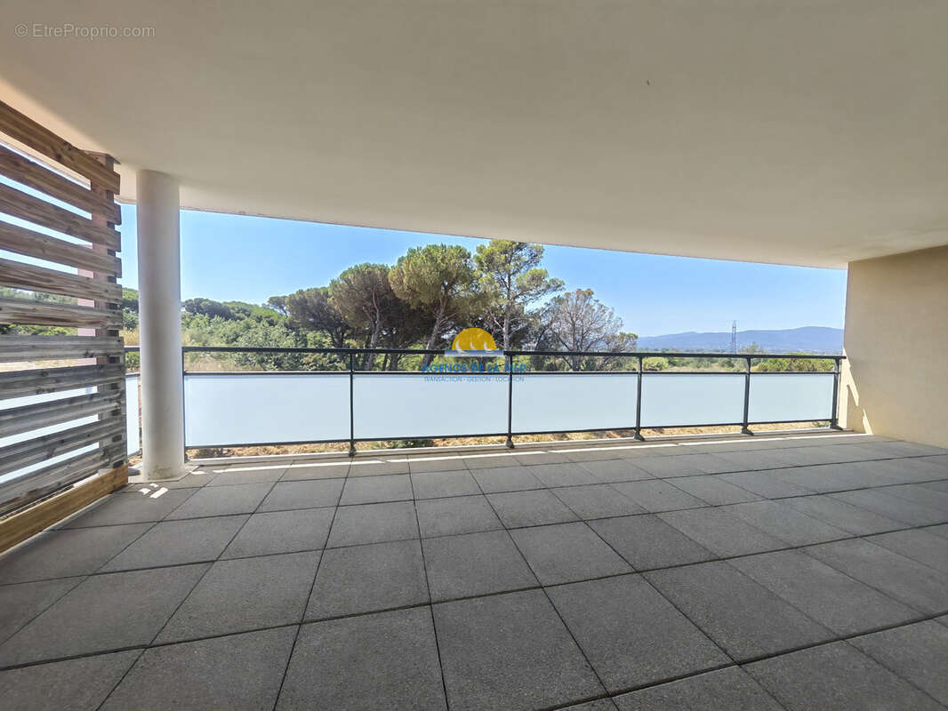 Appartement à FREJUS