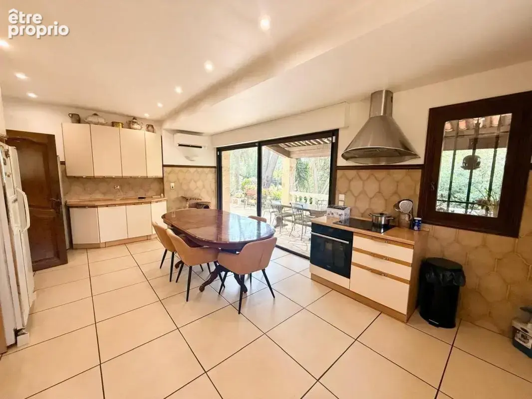 PROPRIÉTÉ D’EXCEPTION (634 M2 de surface utile) - photo 7