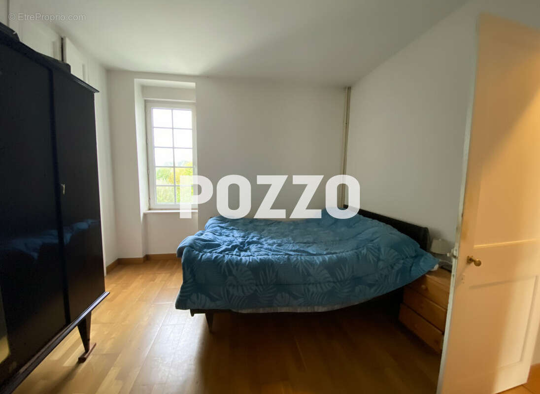 Maison à SAINT-VAAST-LA-HOUGUE