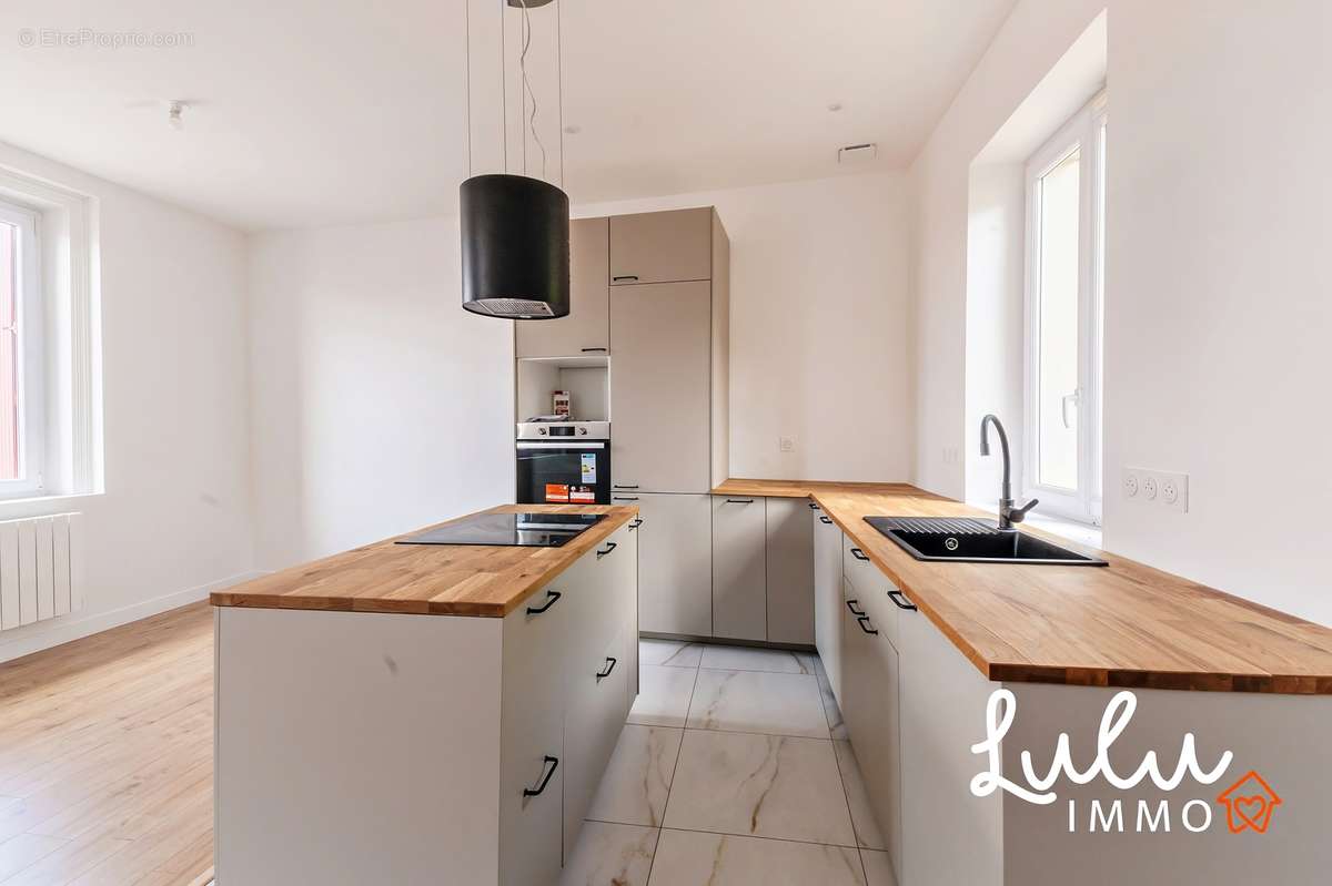 Maison plein coeur de limonest entièrement rénovée de 70m2 - photo 4