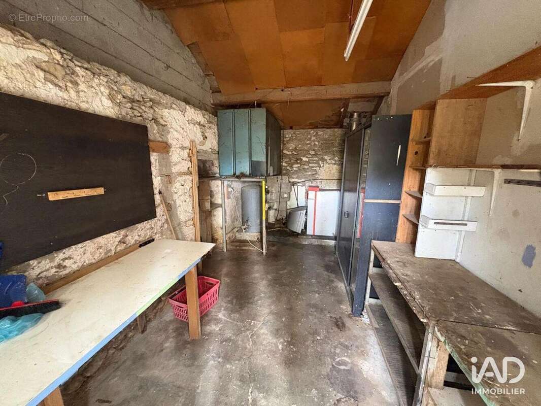 Maison 58 m² à Saint-Urbain  - photo 8