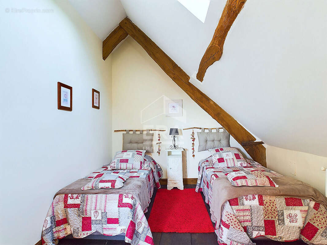 Autre à LA SALVETAT-PEYRALES