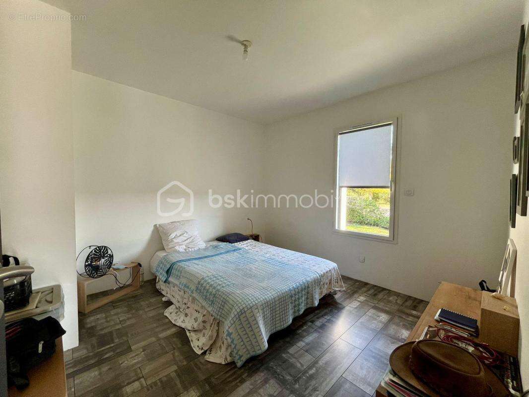 Maison à SAINT-JULIEN-EN-BORN