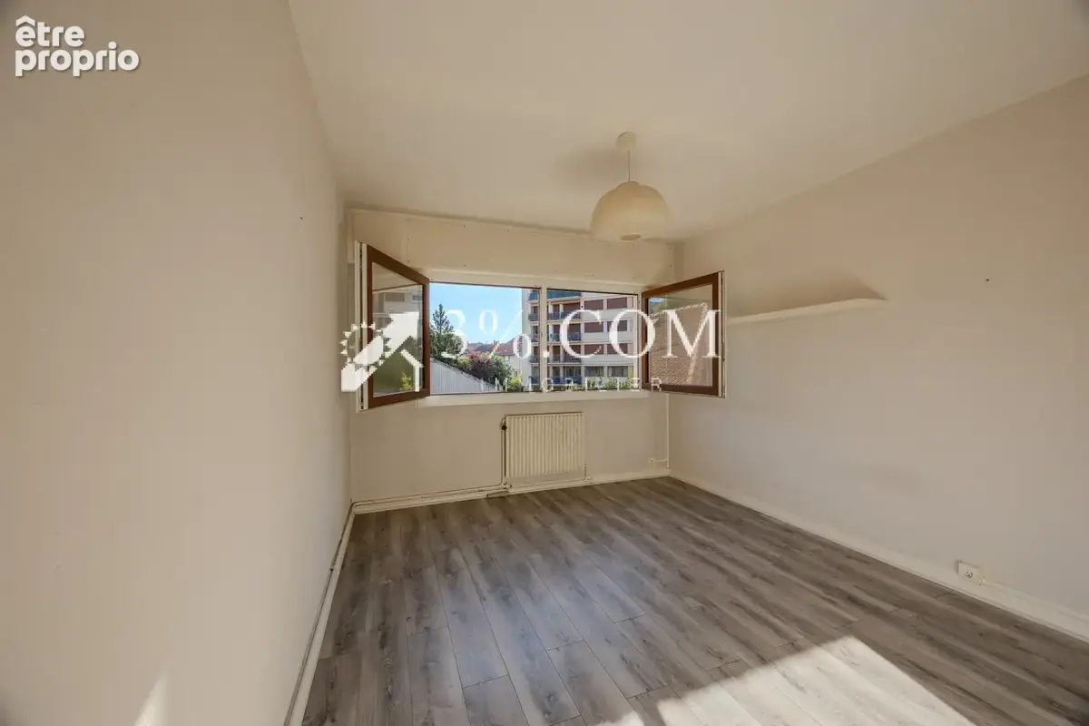 Appartement 4 pièces 89 m2   À deux pas de Nancy Thermal - photo 4