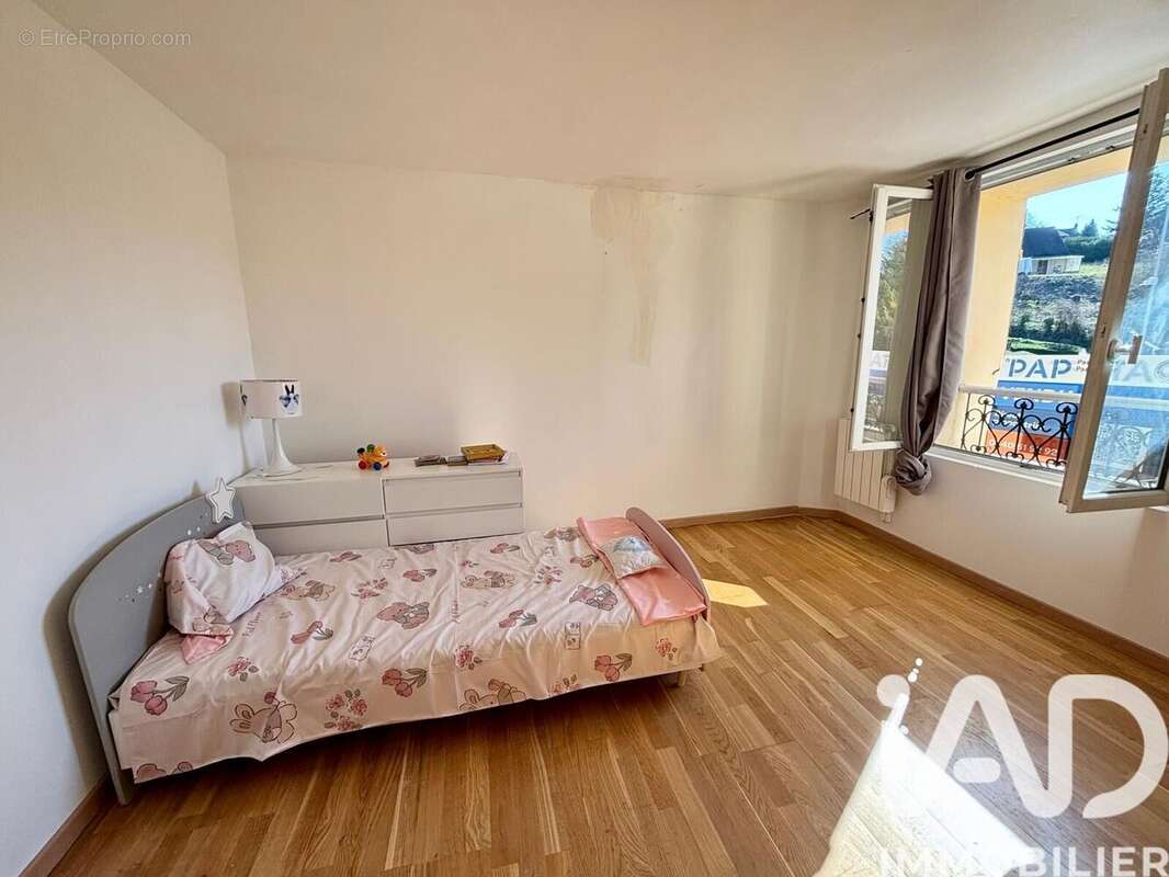 Photo 4 - Maison à MONTREUIL-AUX-LIONS