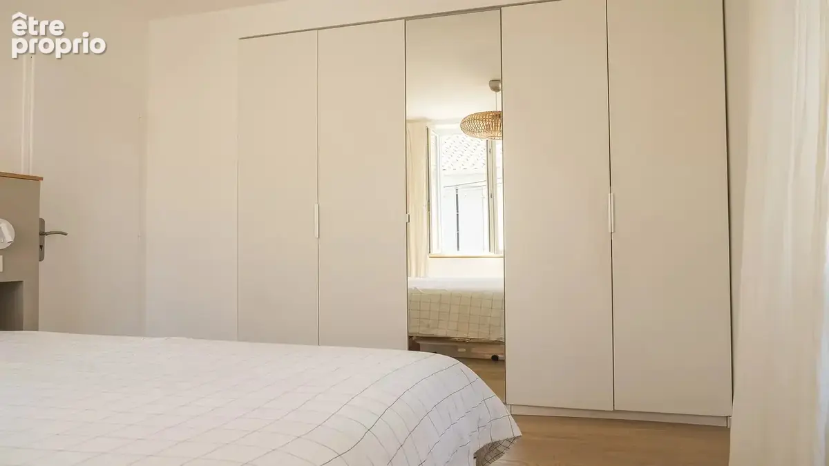 T3 en duplex atypique – Le charme et le calme d’une impasse - photo 11