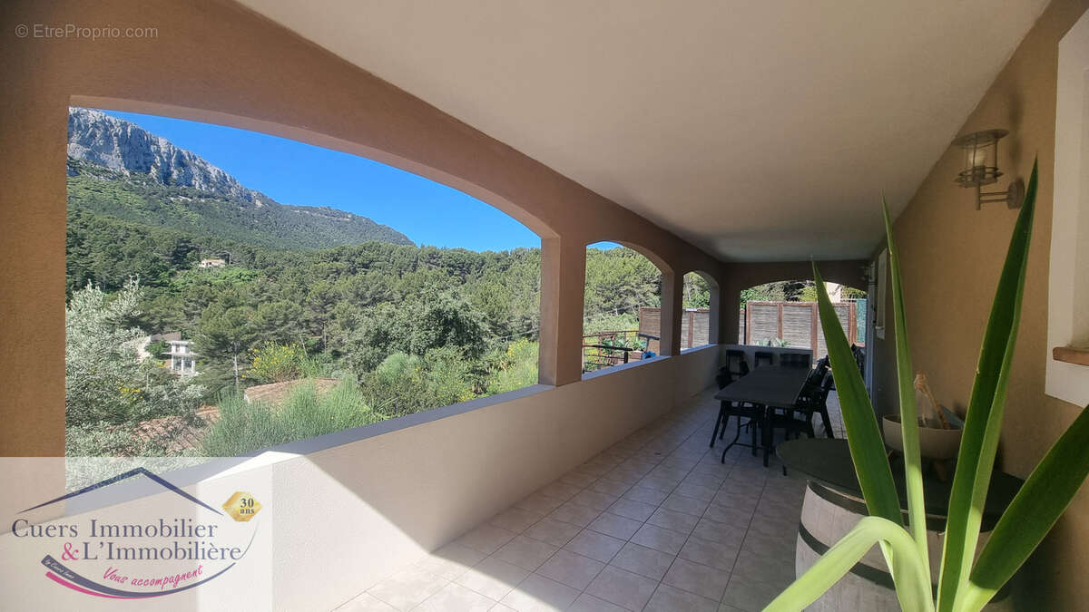 Maison à LA VALETTE-DU-VAR