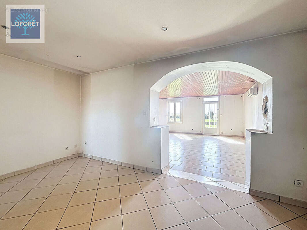 Maison à BRAUD-ET-SAINT-LOUIS