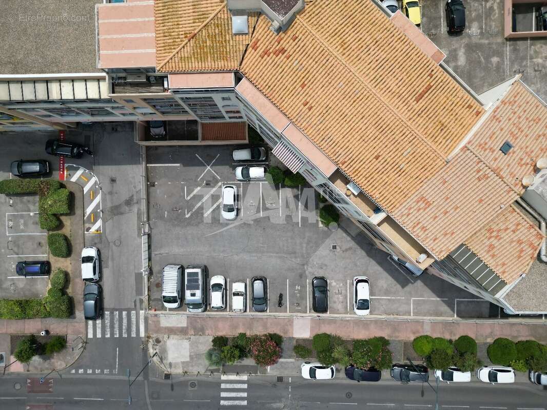 Emplacement de stationnement - photo 4