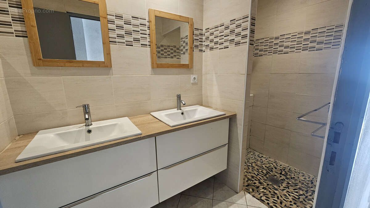 Appartement à MORMOIRON