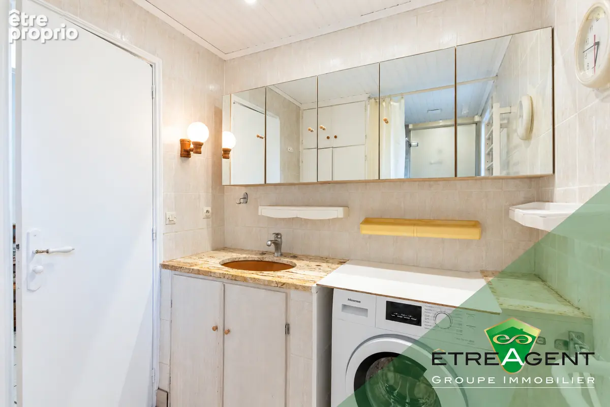 Maison de PLAIN-PIED LE VAL DORÉ - 208 m² - 5 chambres - photo 13