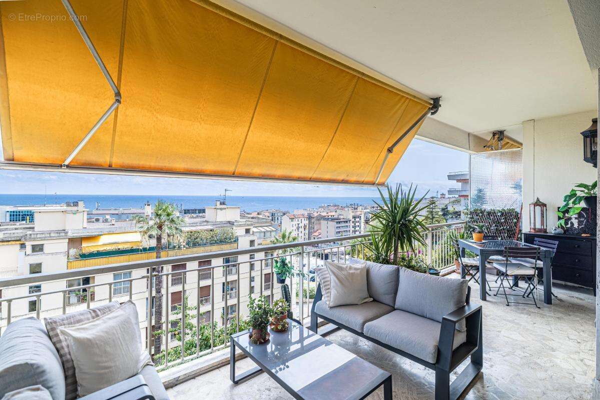 Appartement à NICE