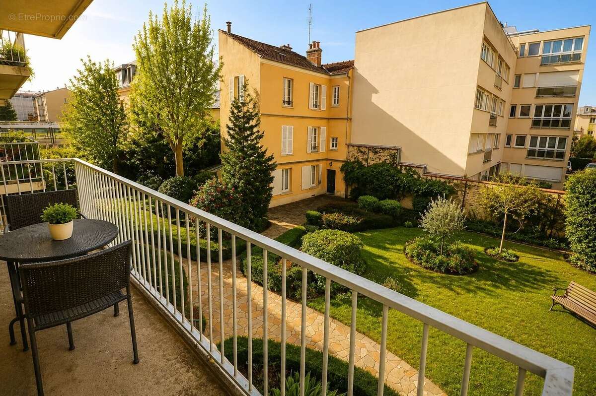 Appartement à VERSAILLES