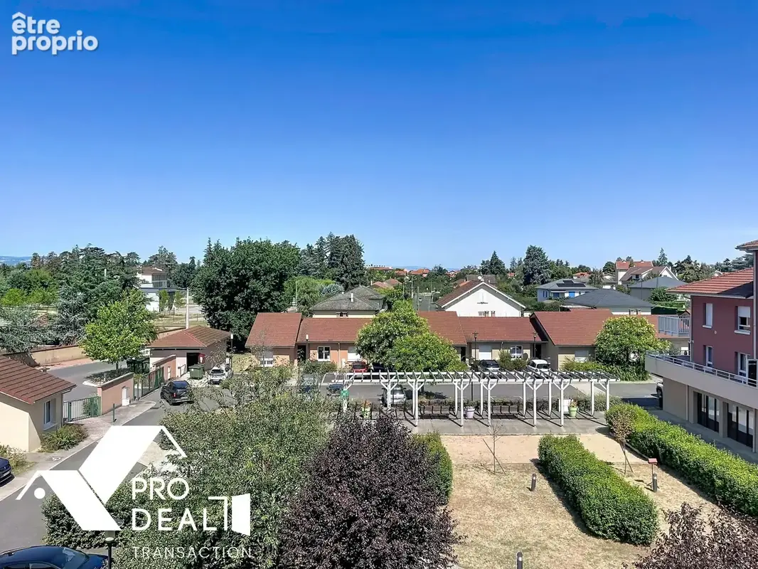 Appartement à MONTROND-LES-BAINS