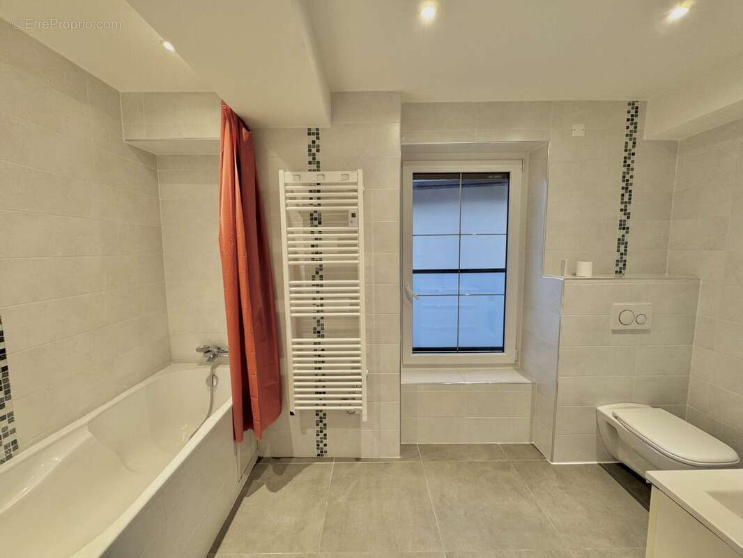 Appartement à BARBERAZ