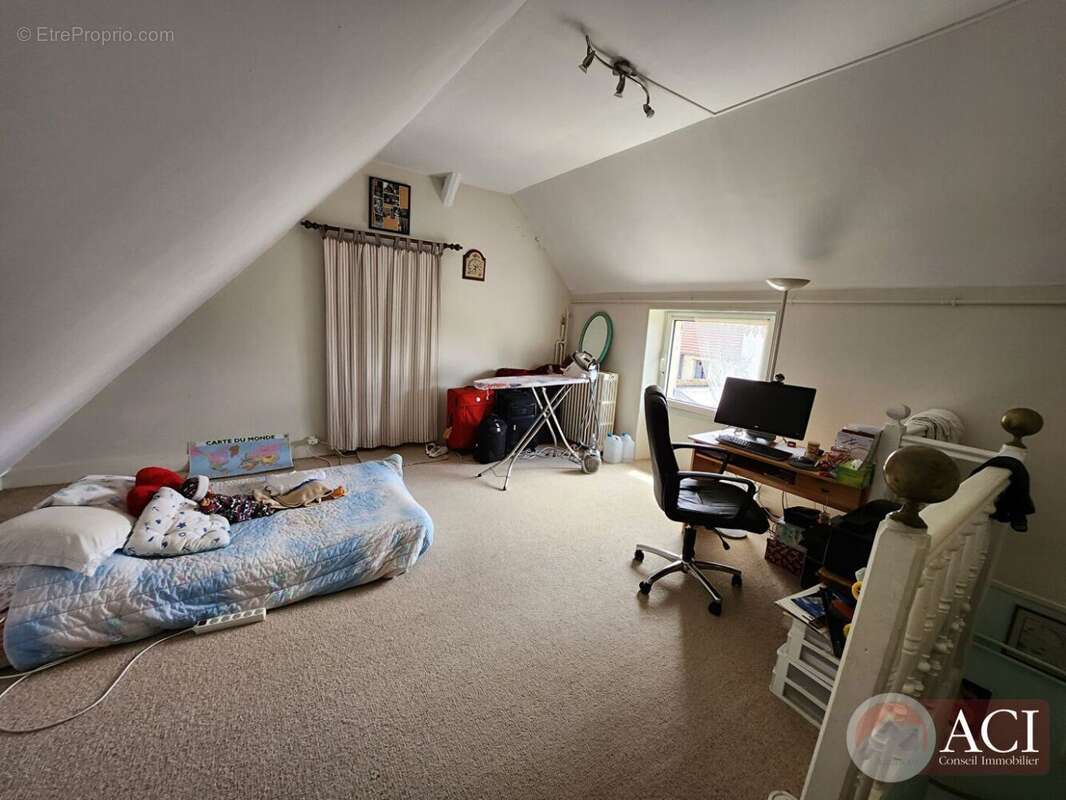 53441430i.jpg - Maison à ULLY-SAINT-GEORGES