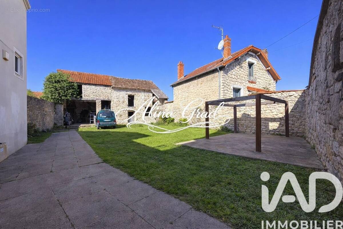 Photo 1 - Maison à PIERRELAYE