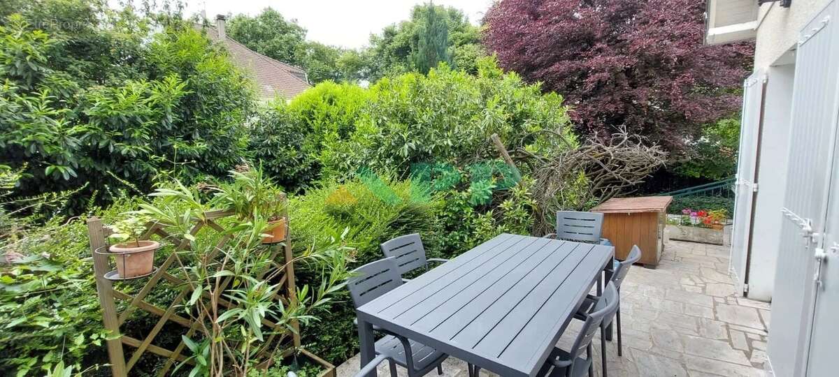 Maison à ATHIS-MONS