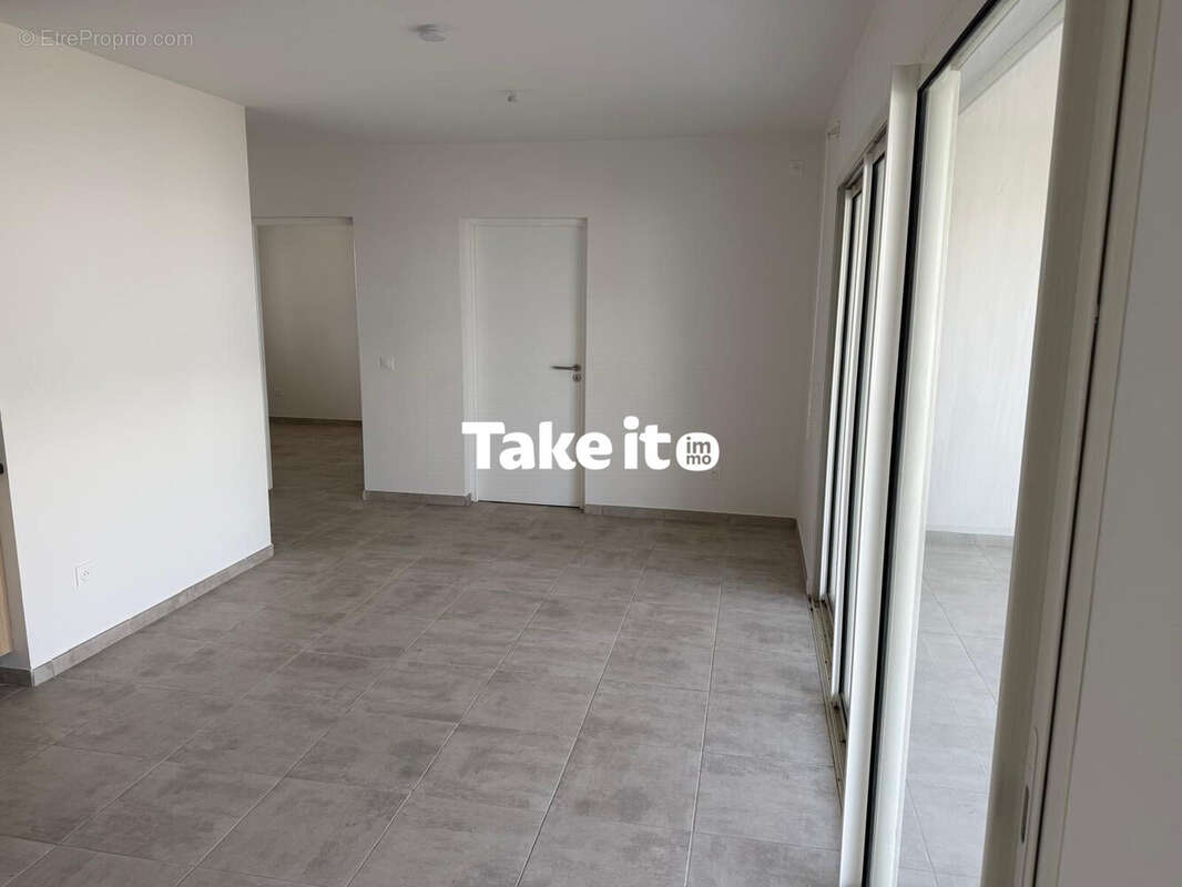 Appartement 57 m² à Sainte-Anne  - photo 3