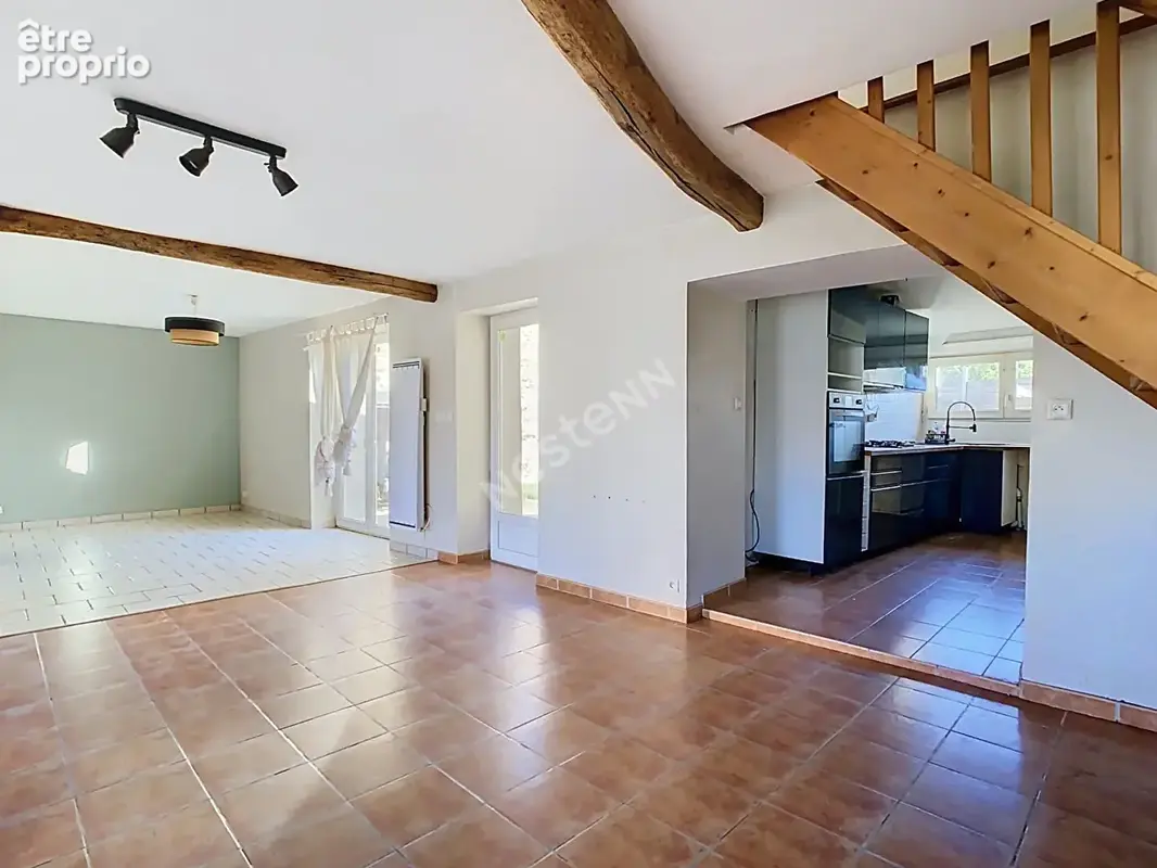 Maison idéalement située au coeur du bourg de La Regrippière à moins de 10min de VALLET et de l'axe NANTES-CHOLET - photo 5