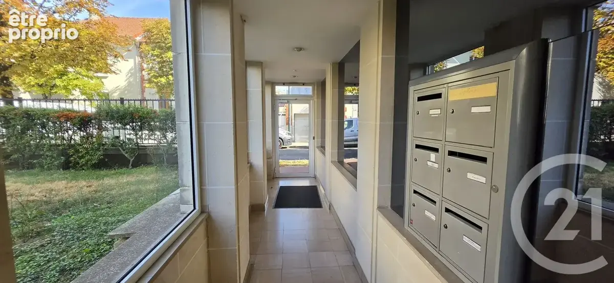 Appartement 9 pièces 144 m² à vendre à Saint-Maur-Des-Fosses (94100) - photo 11