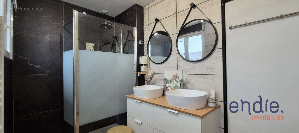 Maison à BEAUMONT-SUR-LEZE