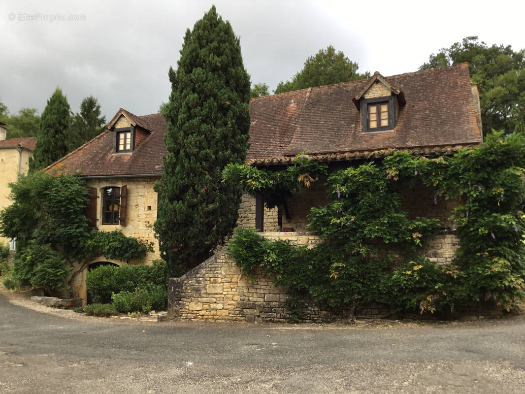 Maison à PONTCIRQ