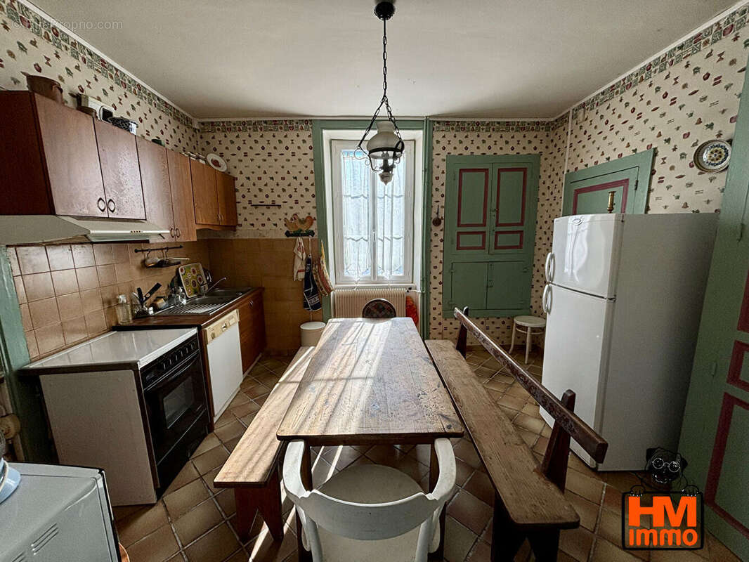 Maison à CONDAT-SUR-VIENNE